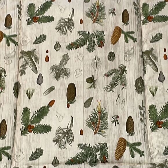 Dog Pet Cat Mat/Bed, Pine Cones, boughs, rustic, farmhouse, cabin, 18 x 24 - Picture 3 of 5